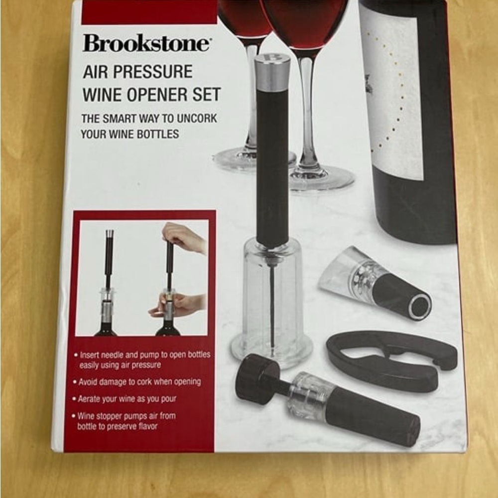 Brand New Brookstone Black Air Pressure Wine Opener Set Corkscrew Bar Tools